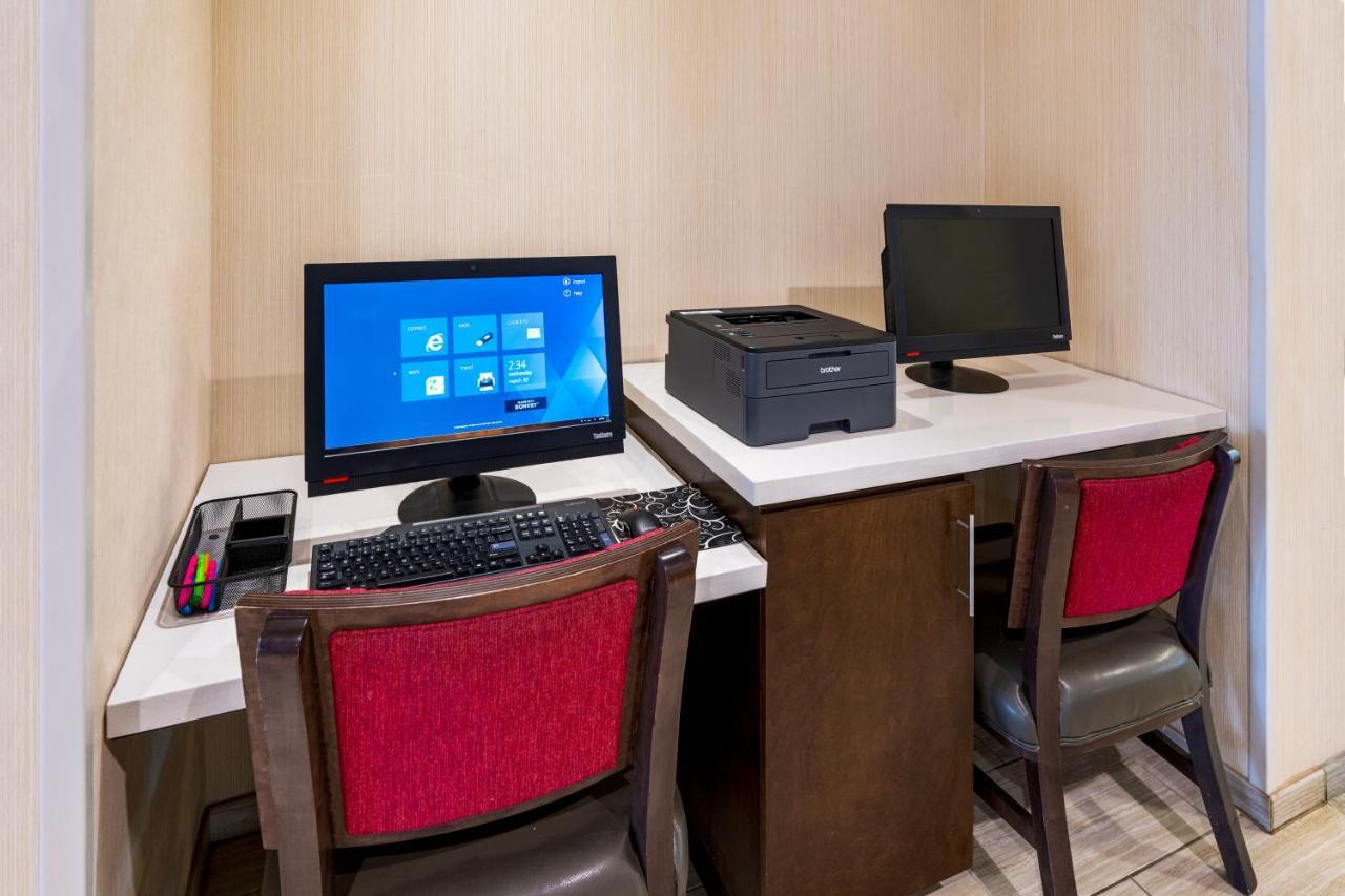 Fairfield Inn & Suites By Marriott St Louis Chesterfield Court House Buitenkant foto